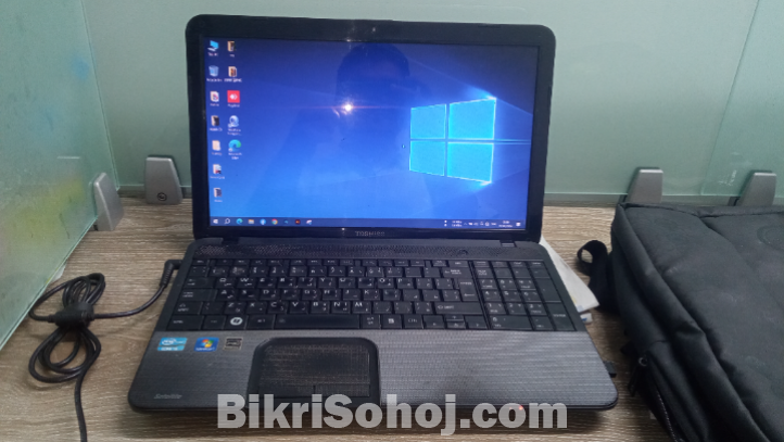 Toshiba Satellite C855 laptop